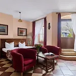 Kamienica Pod Kasztanami 4*