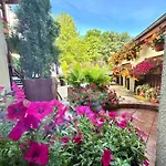 Gasthof Kamienica Pod Kasztanami 4*