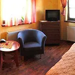 Kamienica Pod Kasztanami Gasthof 4*