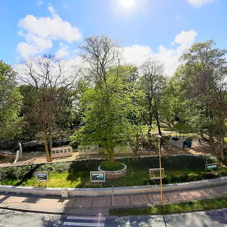 Kamienica Pod Kasztanami Vendégház 4*