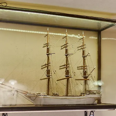 Kamienica Pod Kasztanami Vendégház 4*