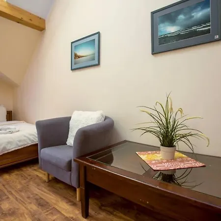 Kamienica Pod Kasztanami Maison d'hôtes 3*