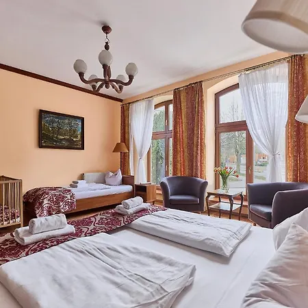 Gasthof Kamienica Pod Kasztanami 3*