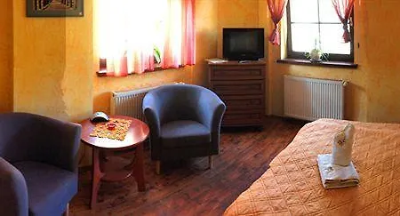 Kamienica Pod Kasztanami Vendégház 4*