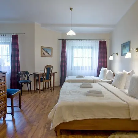 Kamienica Pod Kasztanami Guest house 3*