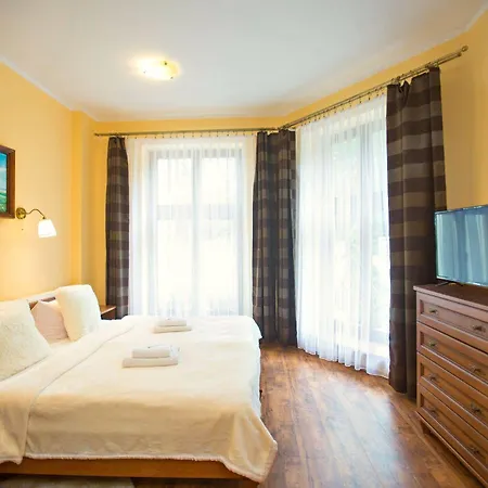 Guest house Kamienica Pod Kasztanami 3*